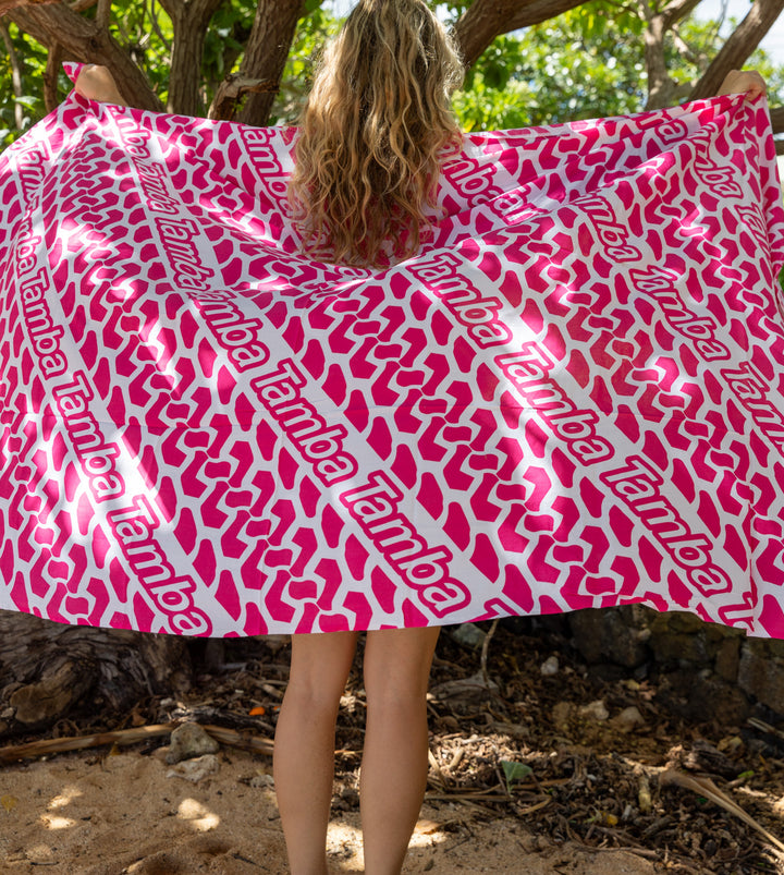 Tracker Pareo/Sarong - Pink/White