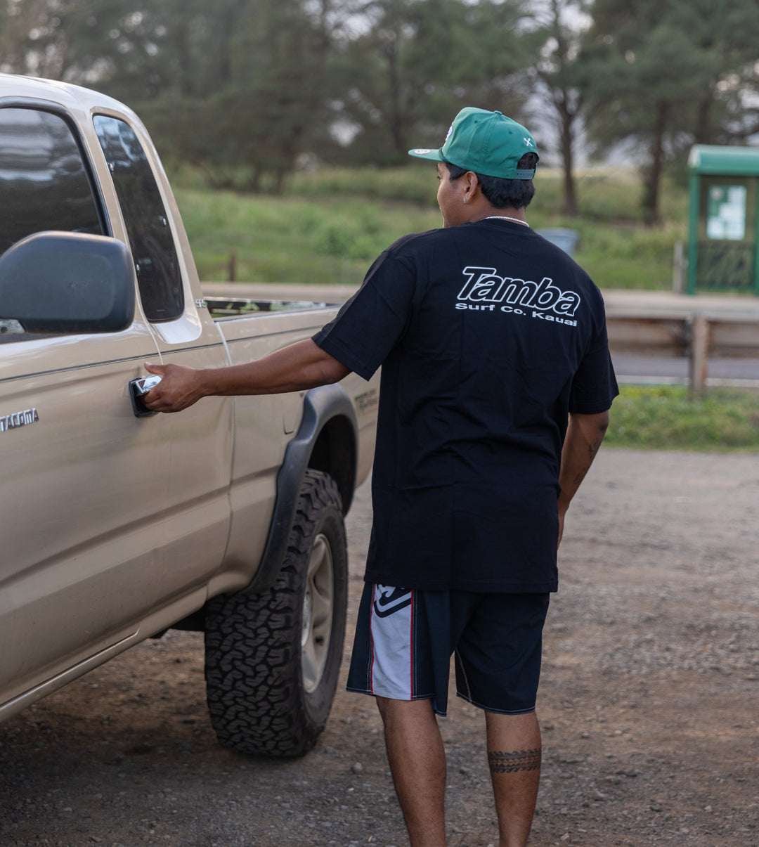 Surf Co Inline Short Sleeve Shirt - Black/White