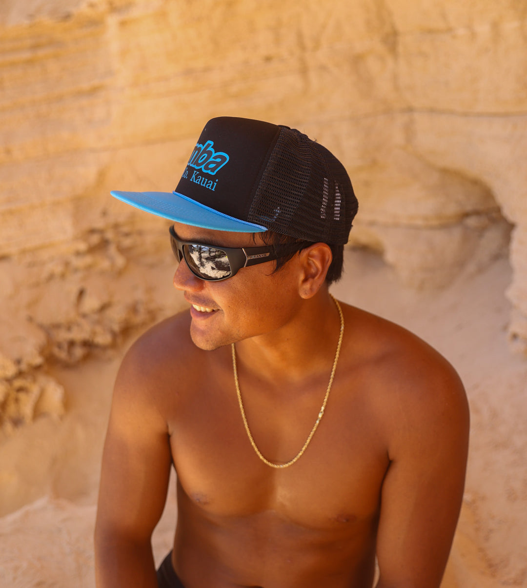 Surf Co Trucker Hat - Black/Blue